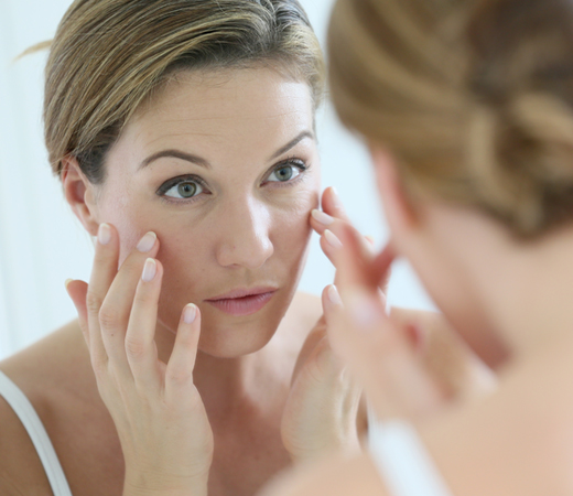 We are testing micellar water, based on caviar and brilliant powder (4 reviews)